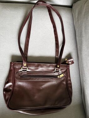 Vintage burgundy leather shoulder bag